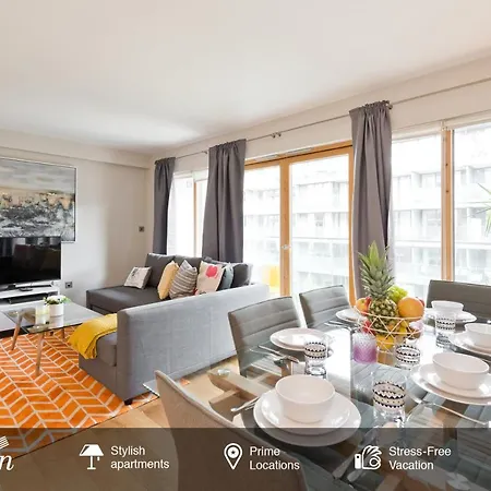 Sweet Central Riverside Apartment